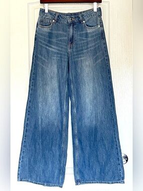 H&M Divided High Rise Wide Leg Baggy Jeans Medium Wash  26 4D Skater Y2K Style